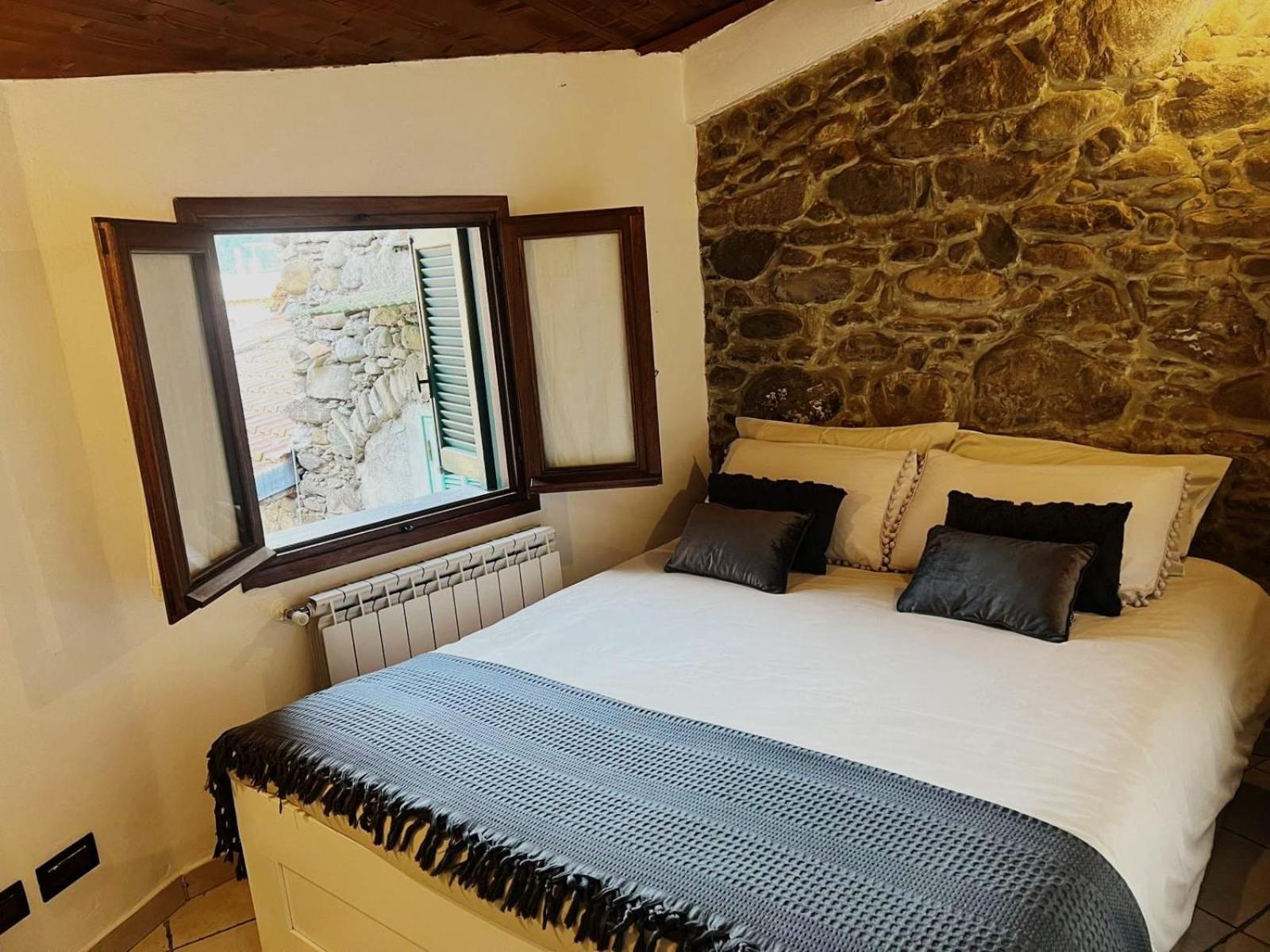 Casa Ale Lejlighed Dolceacqua Eksteriør billede